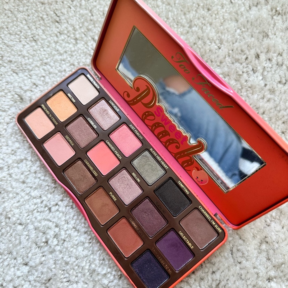 Too Faced Sweet Peach Eyeshadow Palette - Multi-Color